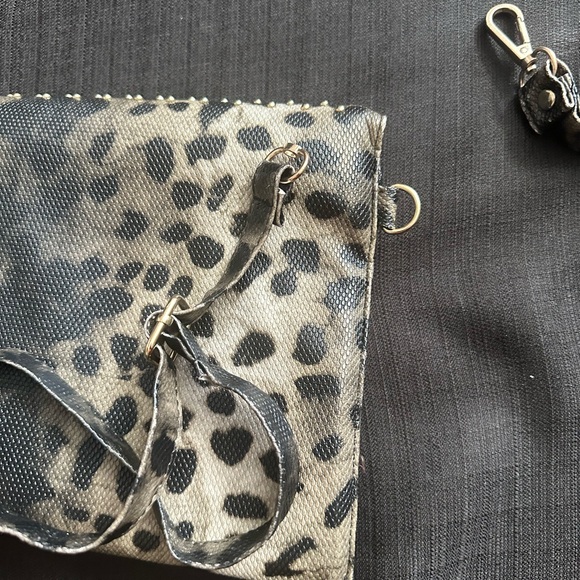 Purse - Picture 4 of 10